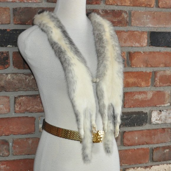 Beautiful Mink Ivory Black Cross Scarf, Neck Wrap Double Sided Paws & Tails 52" - Picture 10 of 11